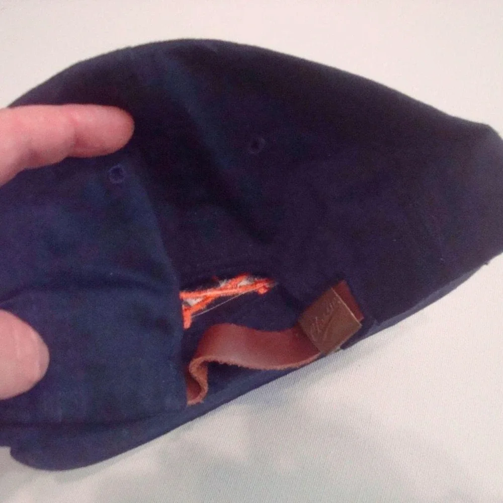 VIRGINIA CAVS CAVALIERS LEATHER STRAPBACK 90S HAT CAP‎ VINTAGE 00S Y2K W4